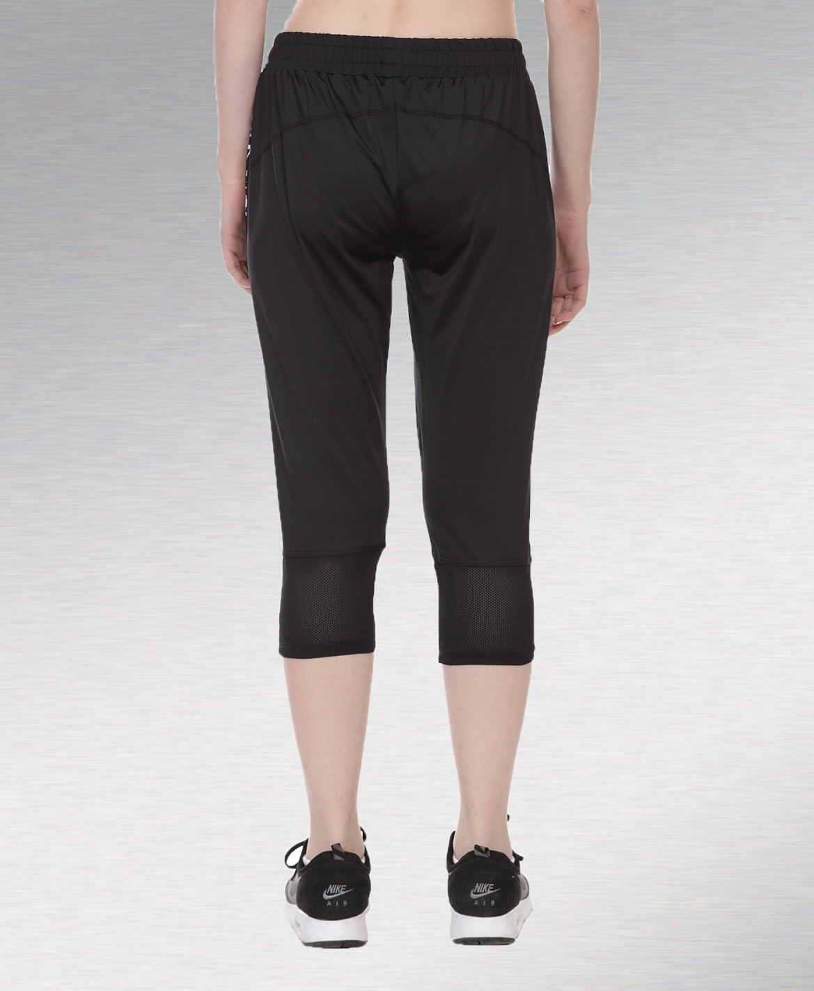 The Downtown Capris