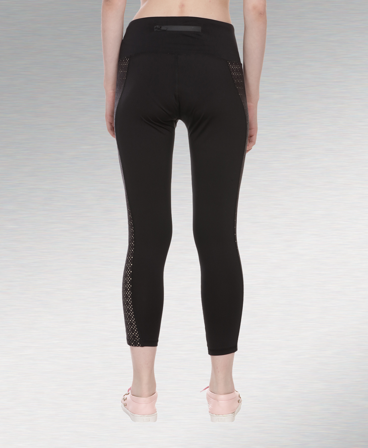 The Zero Gravity Leggings