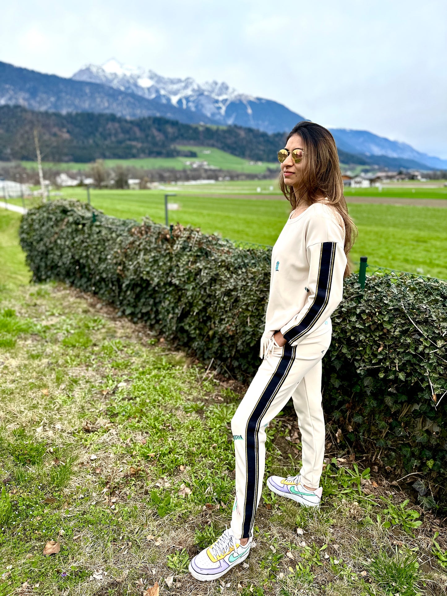 The Wanderlust coordinate - with pants